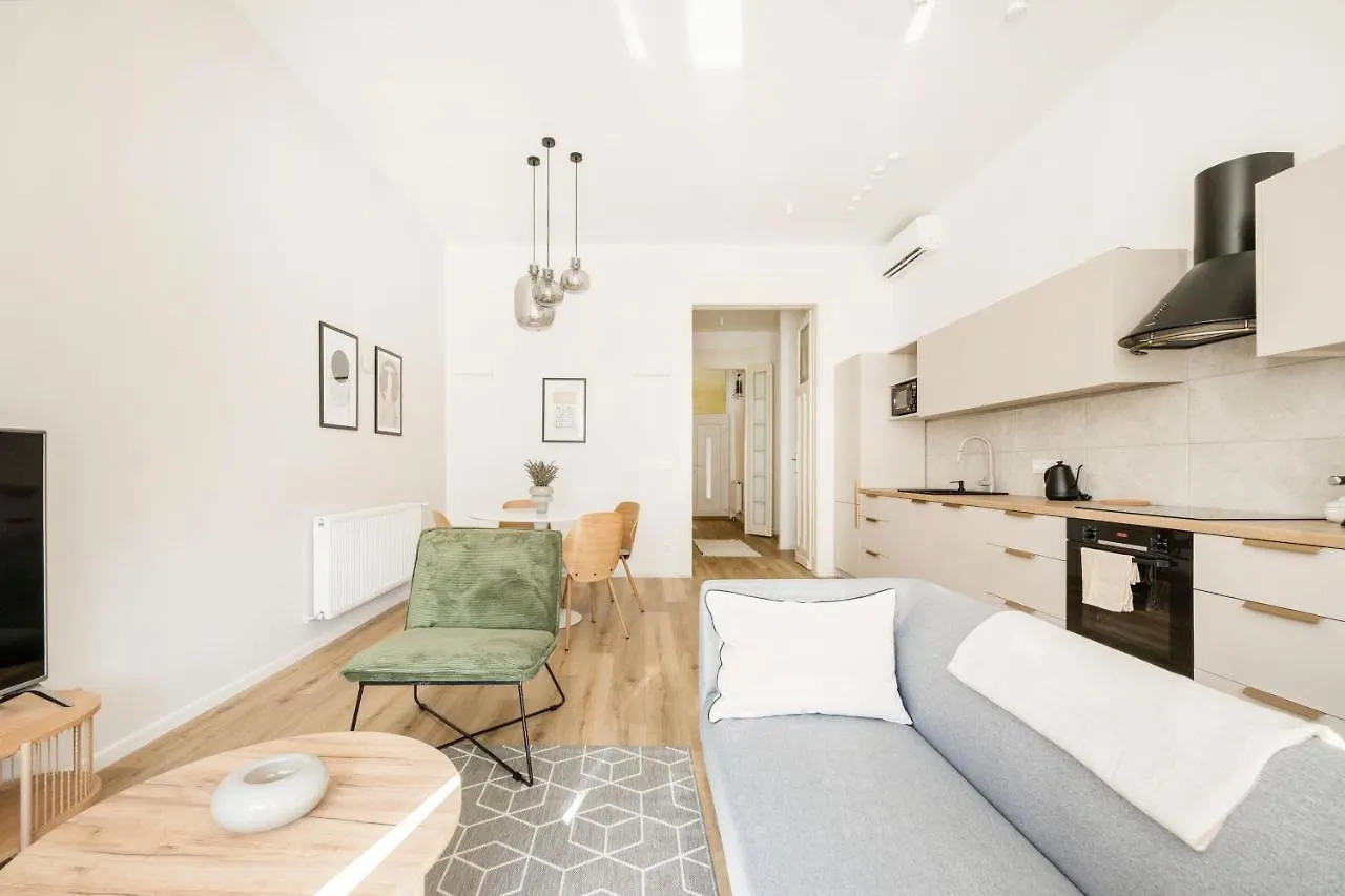 Natural Harmony Apartment Budapest